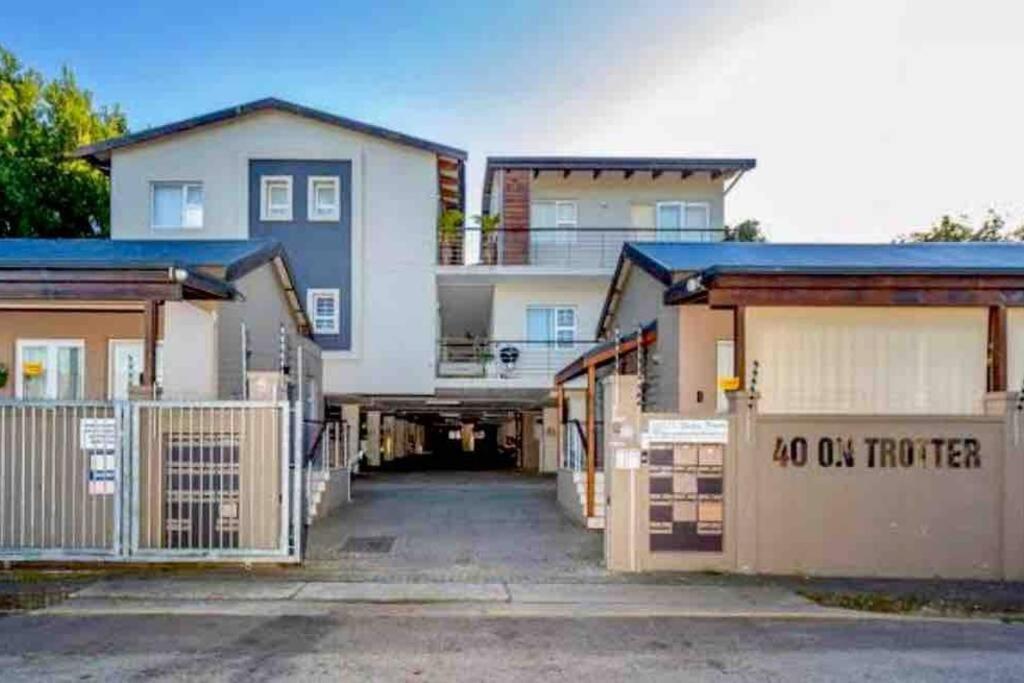Perfect Knysna Getaway - Little Nest Studio Apartment Bagian luar foto